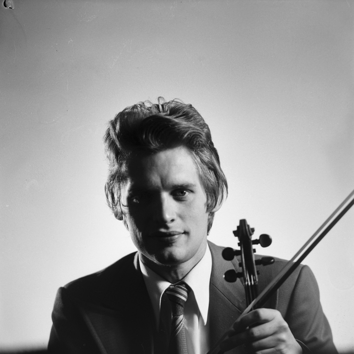 minerva_deak_f_c1_raluca ripou_portrete-014