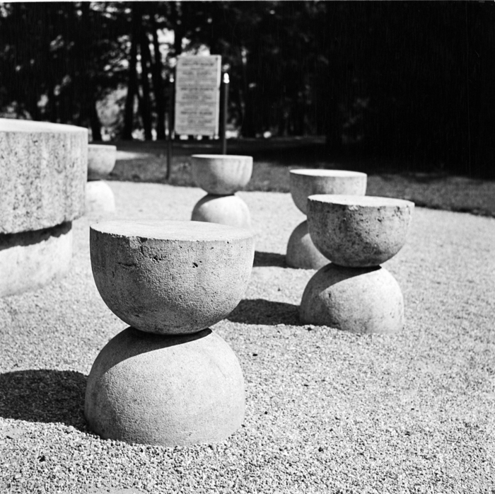 minerva_deak_f_c21_sculptura_Brancusi_Targu_Jiu-010