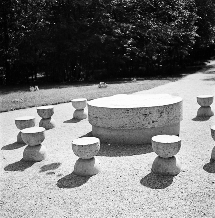 minerva_deak_f_c21_sculptura_Brancusi_Targu_Jiu-017