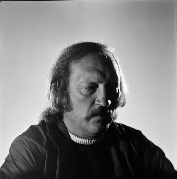 minerva_deak_f_c22_portret_Bence_Ferenc-011