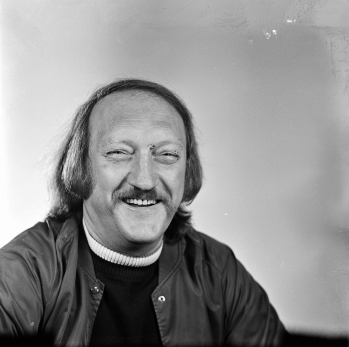 minerva_deak_f_c22_portret_Bence_Ferenc-018