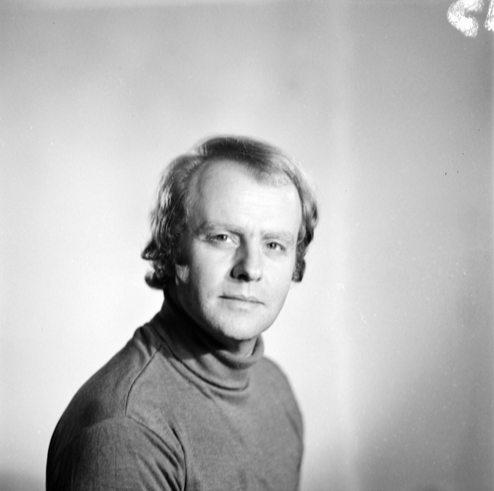 minerva_deak_f_c22_portret_Dehel_Gabor-001