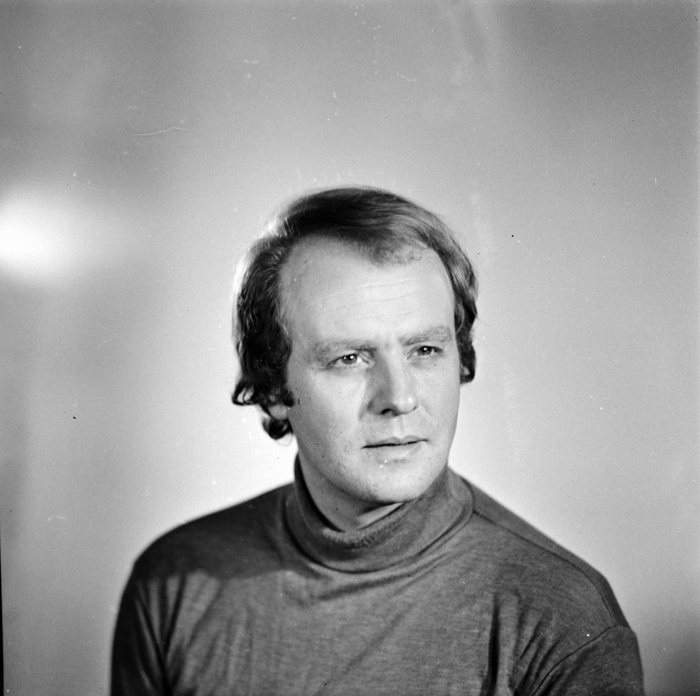 minerva_deak_f_c22_portret_Dehel_Gabor-002