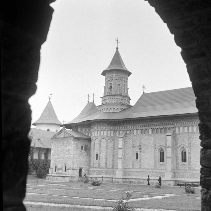 minerva_deak_f_c2_város-001