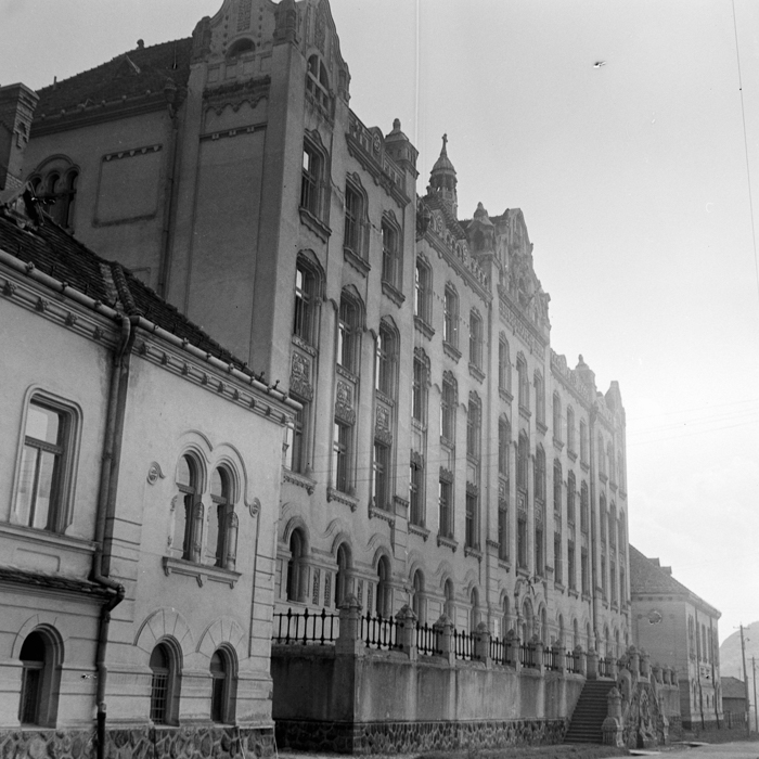 minerva_deak_f_c2_város-252