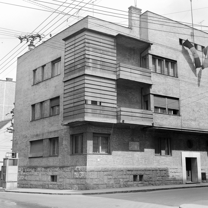 minerva_deak_f_c2_város-330