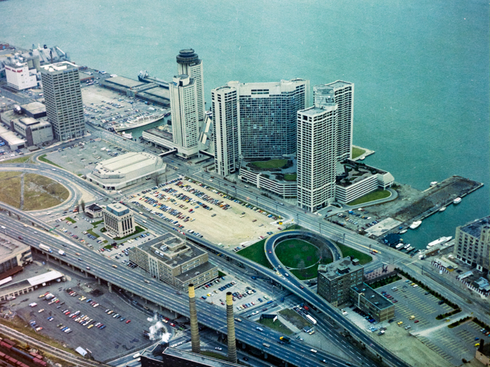 minerva_deak_f_c4_s2_147_toronto_009