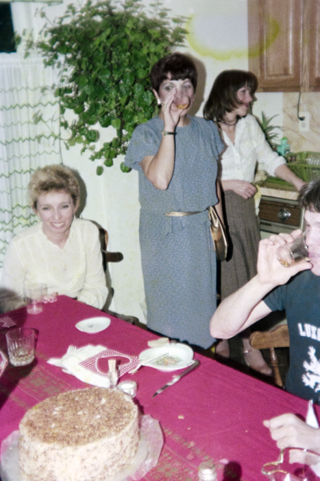 minerva_deak_f_c4_s3_173_1982_klari_születésnap_002