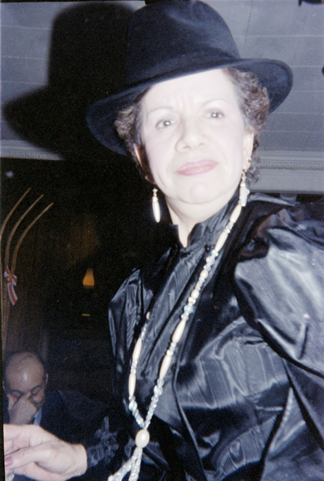 minerva_deak_f_c5_s2_230_party_erika-016