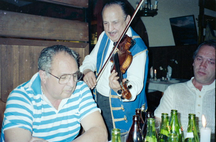 minerva_deak_f_c6_s2_317_leves_lacieknal_pesten_1991-015