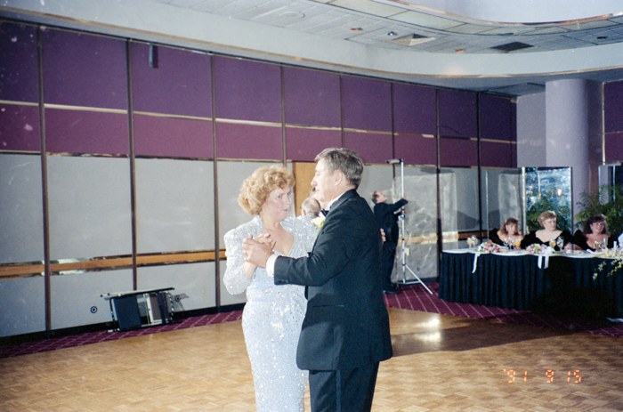 minerva_deak_f_c6_s3_336_szollosi_leanya_eskuvo_1991-035