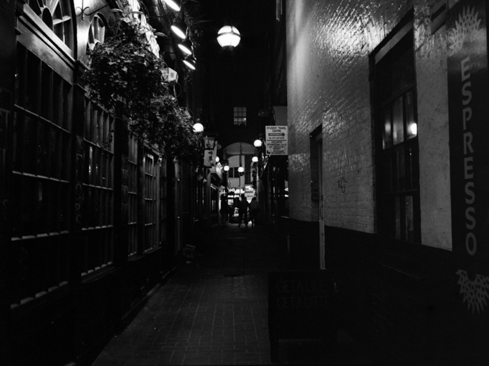 minerva_deak_f_c8_s1_002_1996_london-021