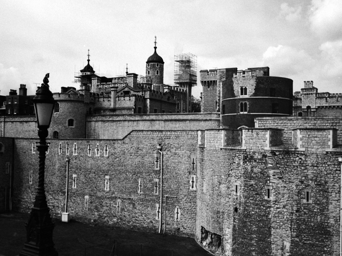 minerva_deak_f_c8_s1_004_1996_london-005-2