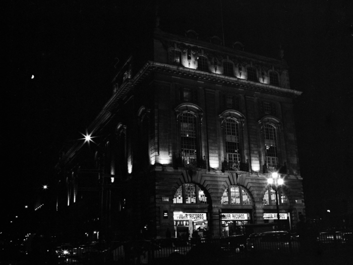 minerva_deak_f_c8_s1_006_1996_london-010