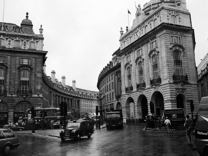 minerva_deak_f_c8_s1_007_1996_london-010