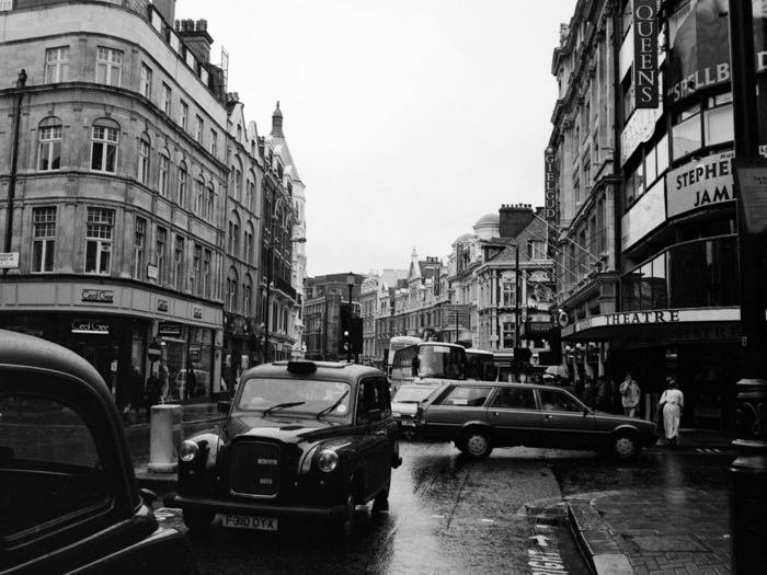 minerva_deak_f_c8_s1_007_1996_london-012