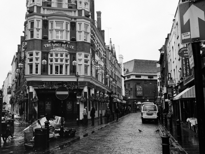 minerva_deak_f_c8_s1_007_1996_london-024