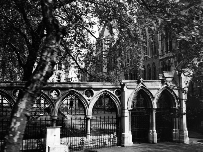 minerva_deak_f_c8_s1_011_1996_london-010