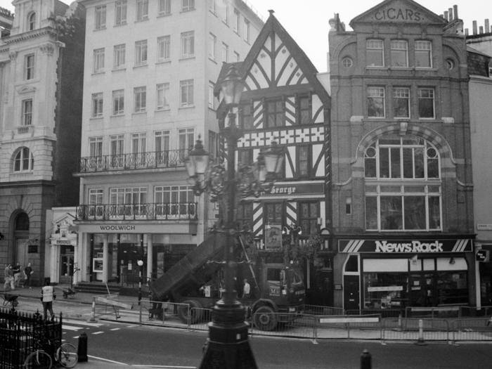 minerva_deak_f_c8_s1_011_1996_london-015