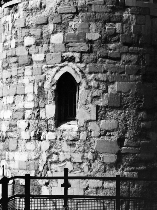 minerva_deak_f_c8_s1_012_1996_london-005