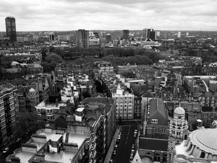 minerva_deak_f_c8_s1_017_1996_london-021