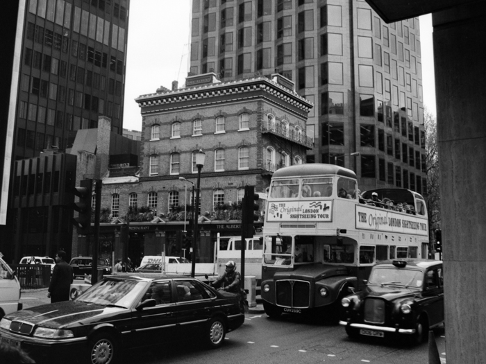 minerva_deak_f_c8_s1_018_1996_london-011