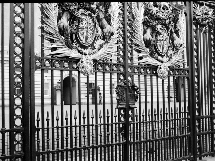 minerva_deak_f_c8_s1_019_1996_london-003