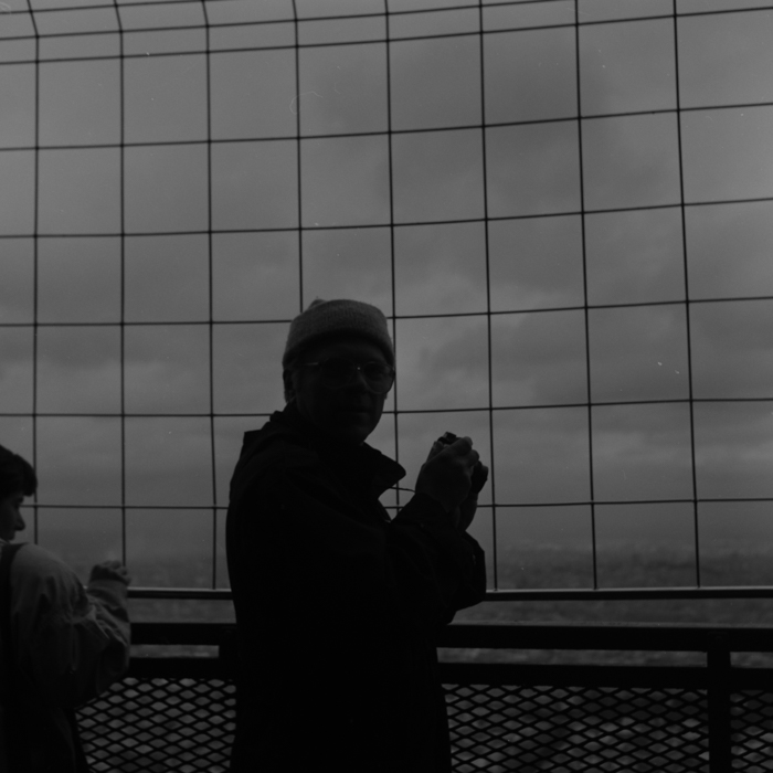 minerva_deak_f_c8_s1_398_1987_-24_eiffel_torony-002