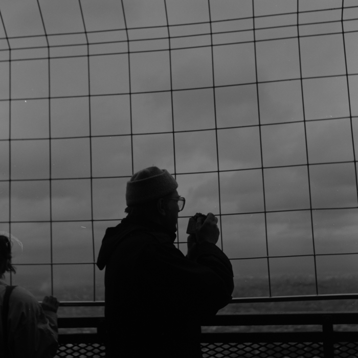 minerva_deak_f_c8_s1_398_1987_-24_eiffel_torony-003