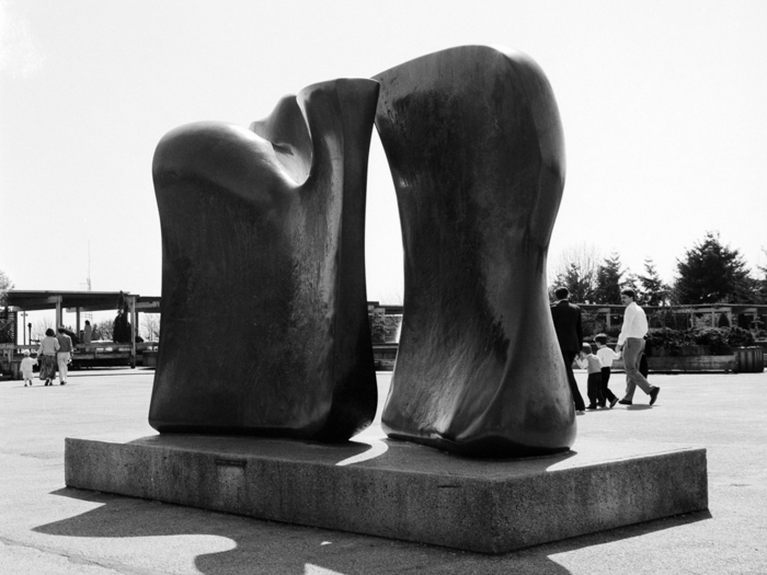 minerva_deak_f_c8_s1_583-8_1993_henrey_moor-012