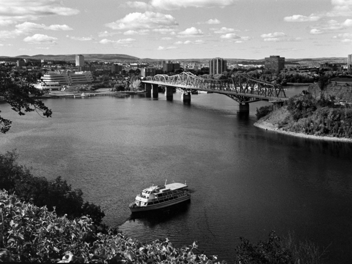 minerva_deak_f_c8_s1_767_1995_-15_ottawa-001