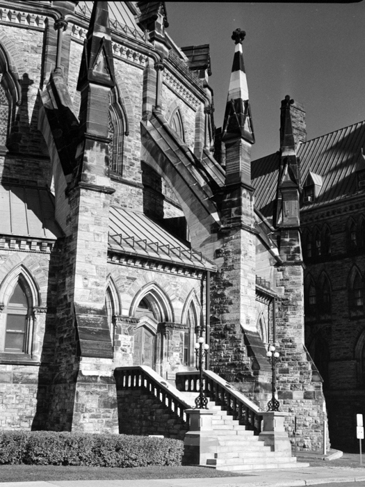 minerva_deak_f_c8_s1_767_1995_-15_ottawa-007