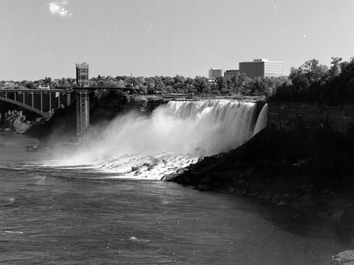 minerva_deak_f_c8_s1_767_1995_-17_toronto-004