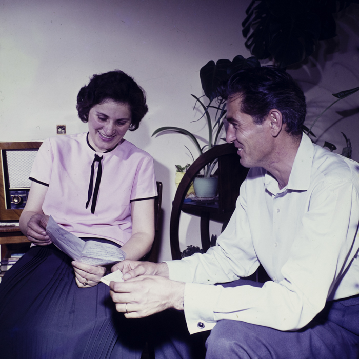 minerva_dn_1967_205_peter_incaltaminte_005