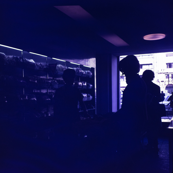 minerva_dn_1967_223_magzinul_eva_bucuresti_004