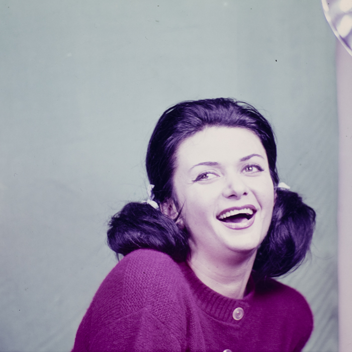 minerva_dn_1968_253_mireille_constantinescu_004