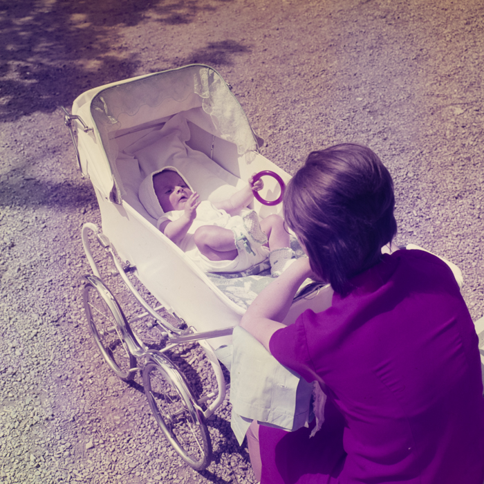 minerva_dn_1968_271_brasov_copil_parc_008