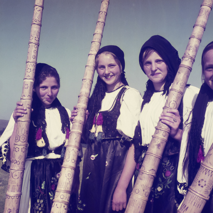 minerva_dn_1969_365_targul_de_la_gaina_002