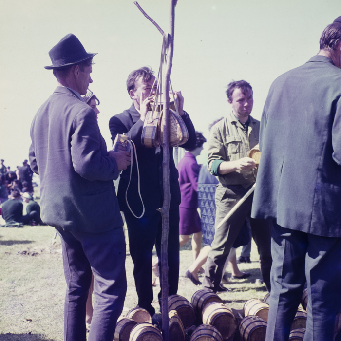 minerva_dn_1969_365_targul_de_la_gaina_006