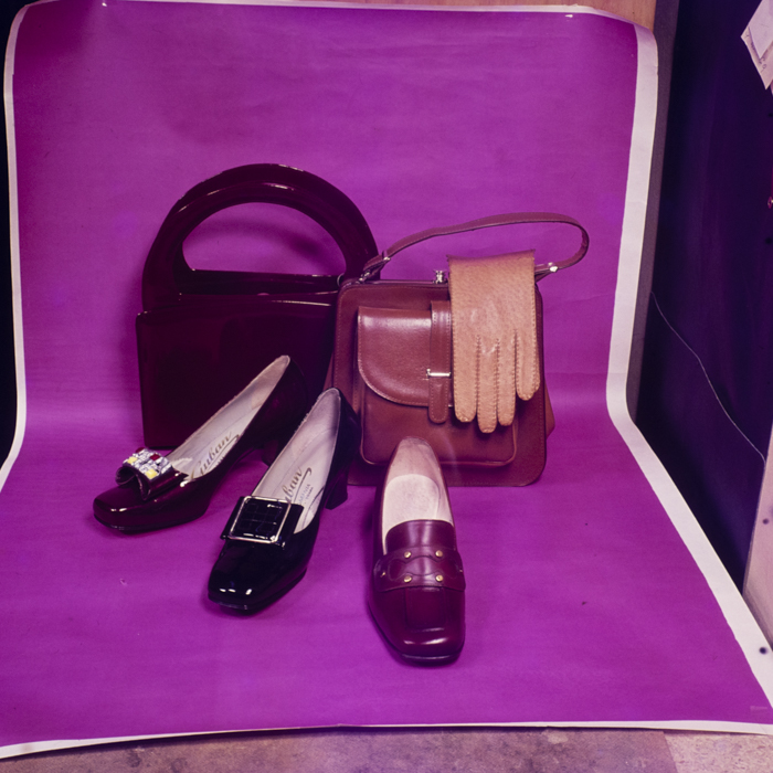 minerva_dn_1969_380_reclama_cadouri_008