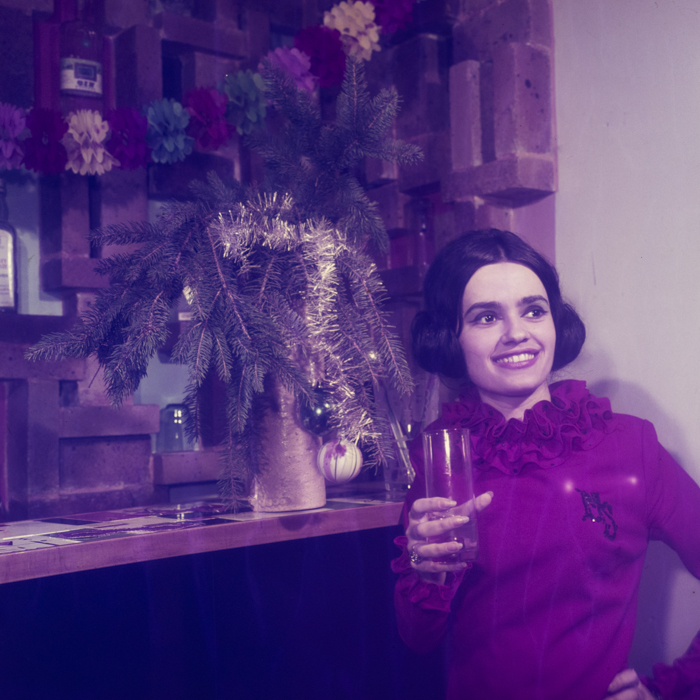 minerva_dn_1969_385_tineri_coperta_001