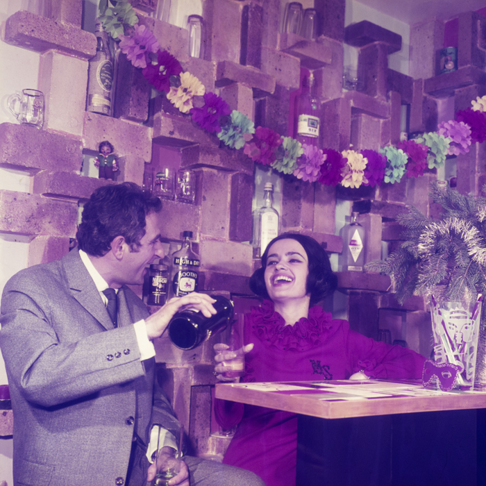 minerva_dn_1969_385_tineri_coperta_005