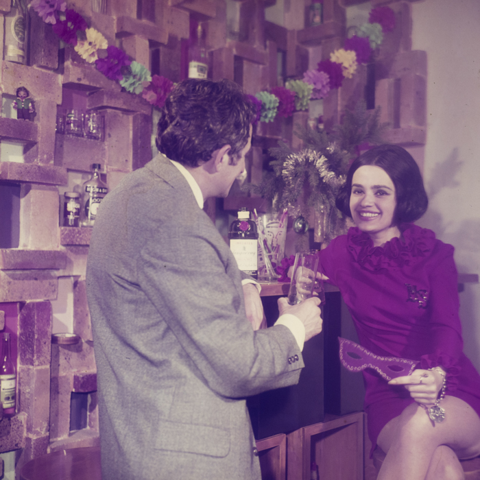 minerva_dn_1969_385_tineri_coperta_006