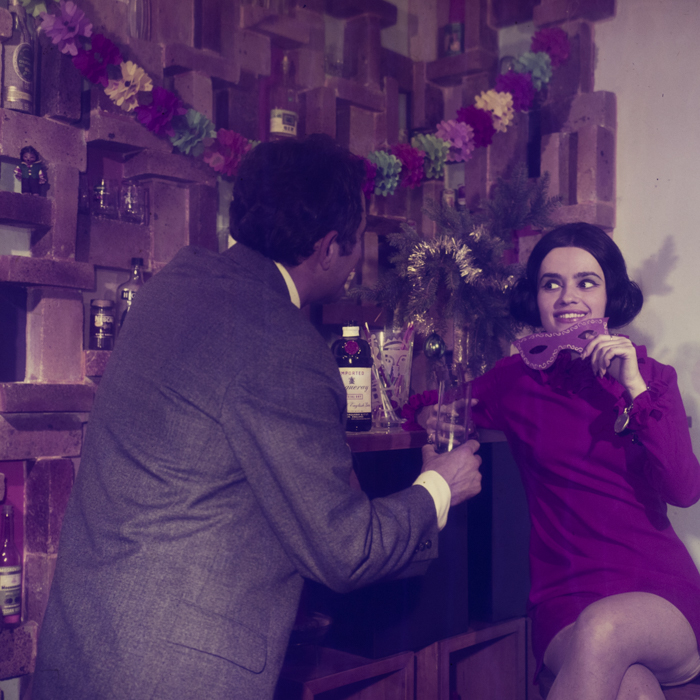 minerva_dn_1969_385_tineri_coperta_019