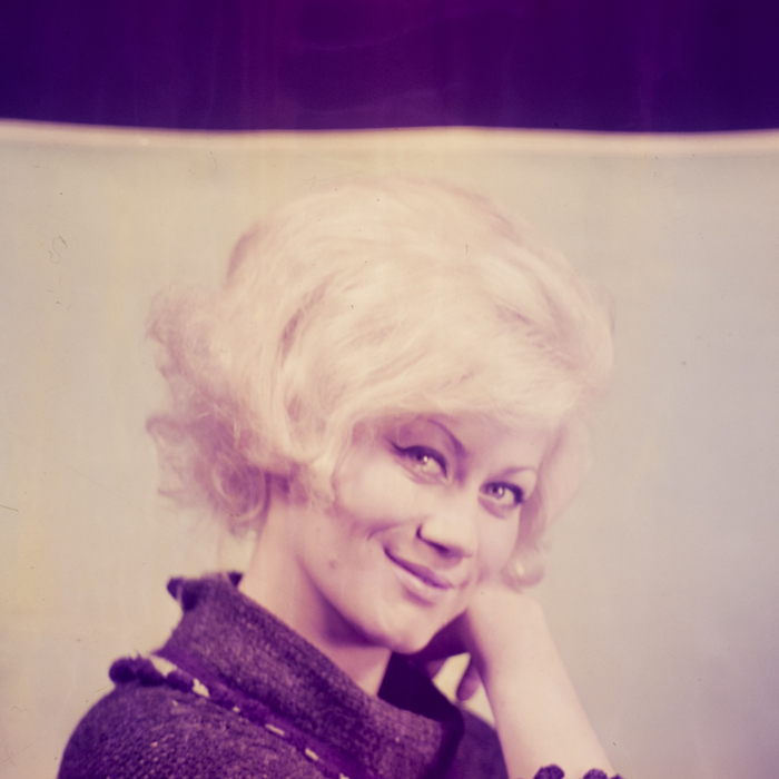 minerva_dn_1969_388_toso_arkosi_006