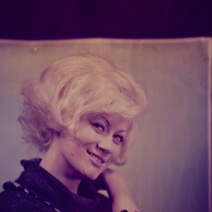 minerva_dn_1969_388_toso_arkosi_012