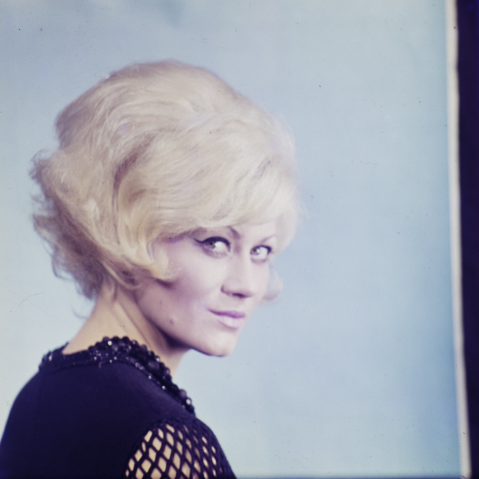 minerva_dn_1969_388_toso_arkosi_017