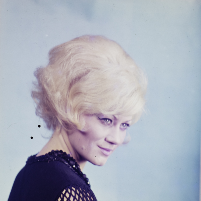 minerva_dn_1969_388_toso_arkosi_018