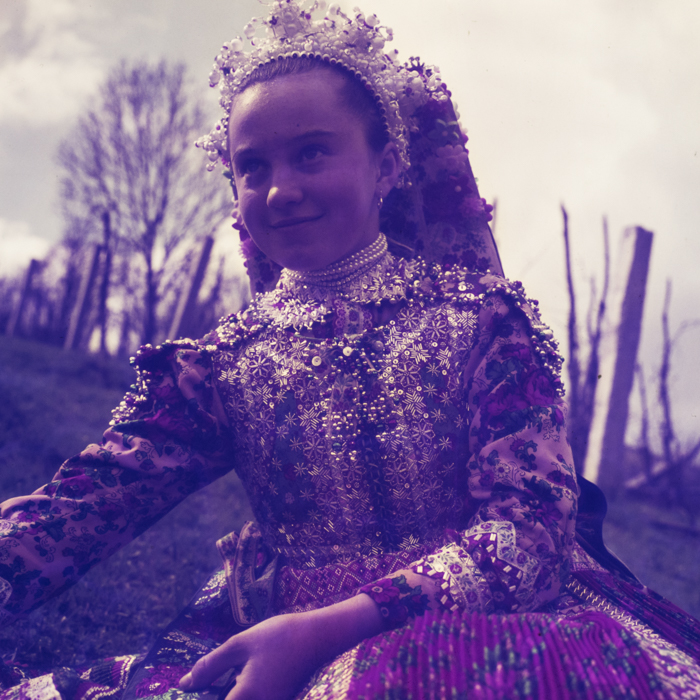 minerva_dn_1971_474_vistea_szallas_elizabeta_003