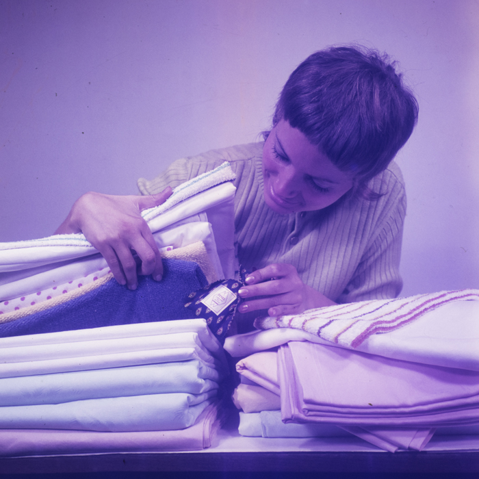 minerva_dn_1971_515_reclama_alba_lux_007